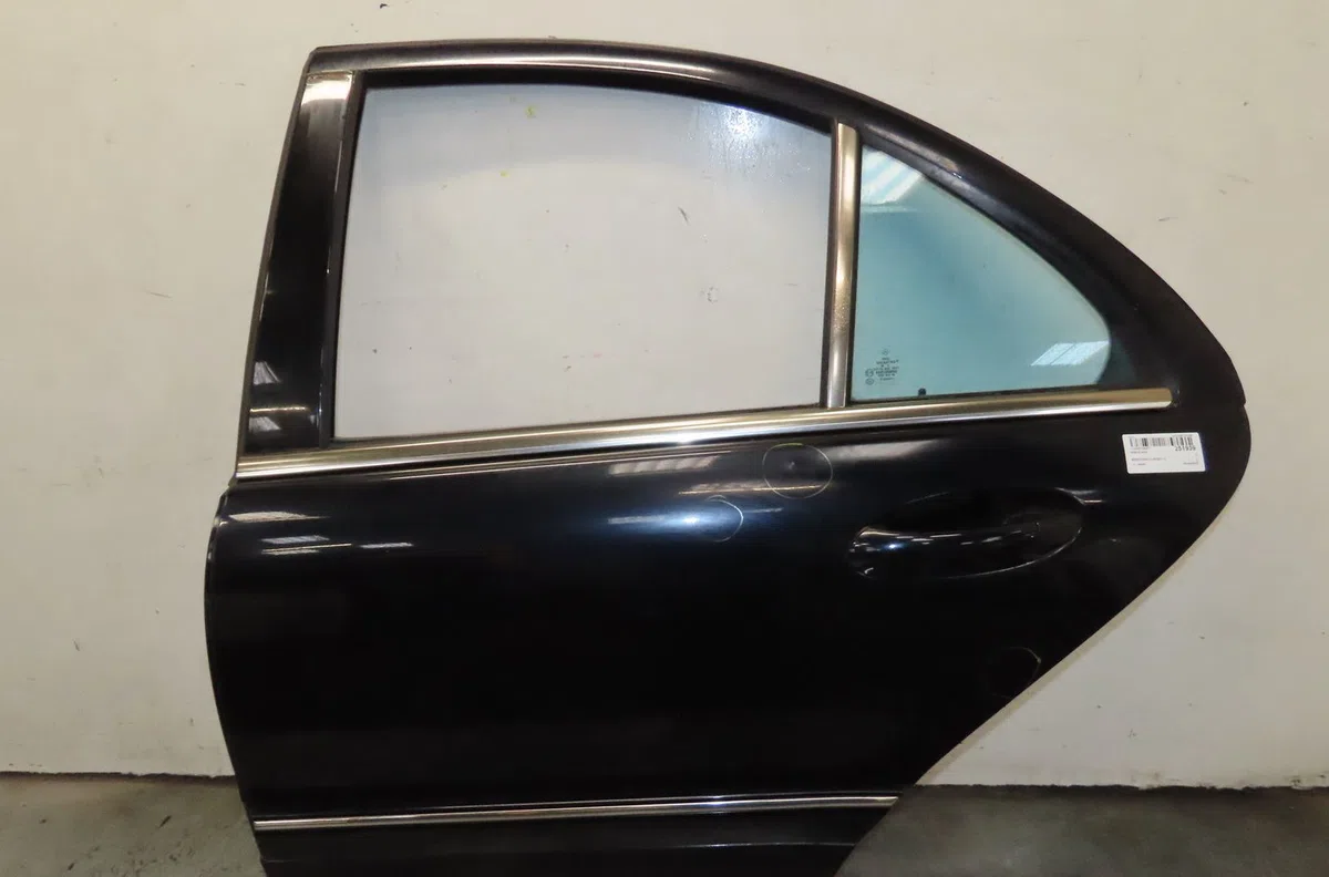Porte arrière gauche MERCEDES CLASSE C II occasion