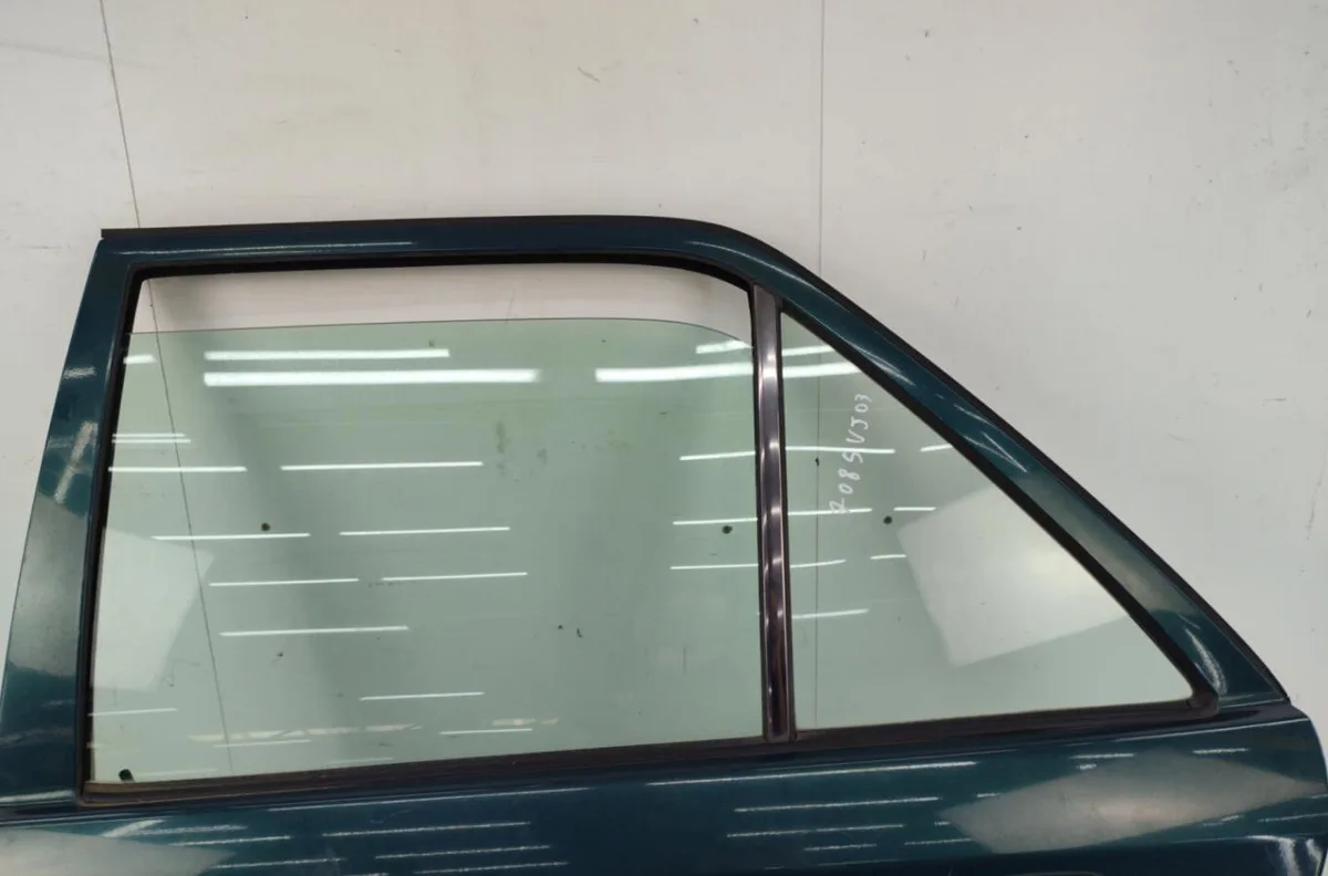 Porte arrière gauche MERCEDES CLASSE E 124 PHASE 2 occasion