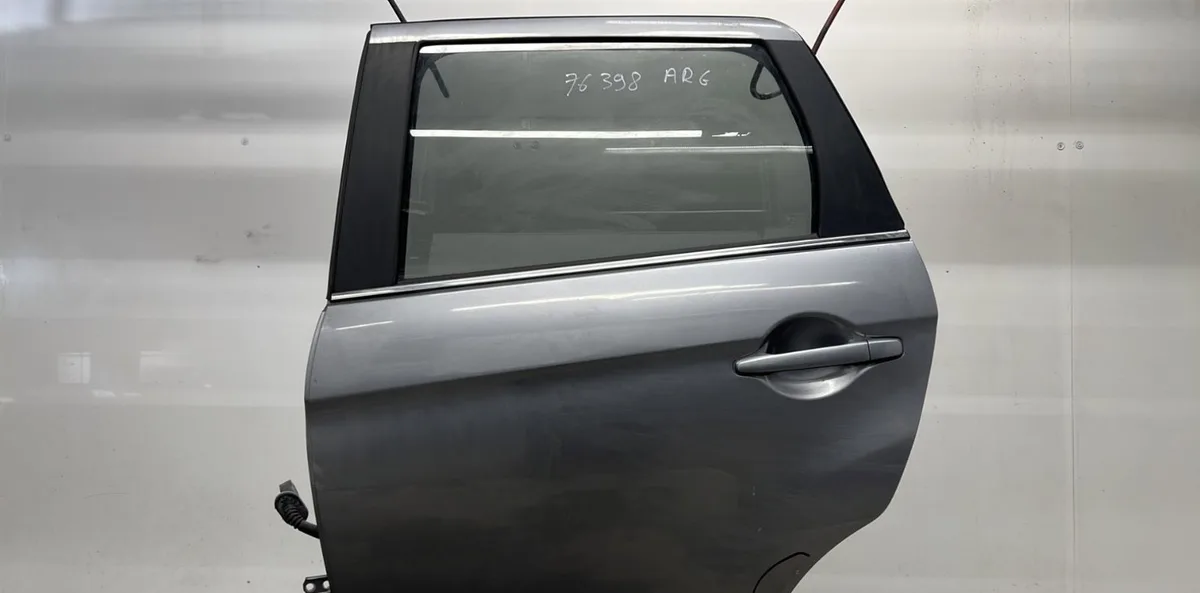 Porte arrière gauche MITSUBISHI ASX PHASE 1 occasion