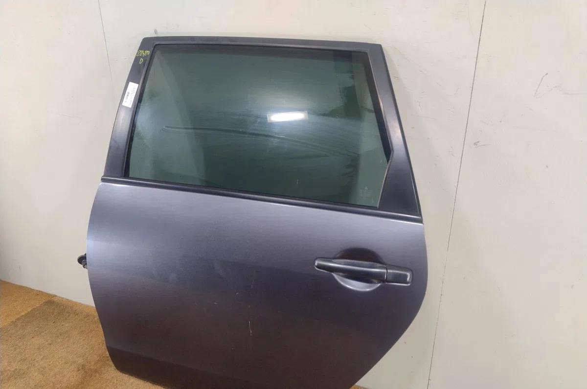 Porte arrière gauche MITSUBISHI GRANDIS  GRANDIS occasion