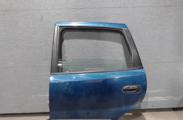 Porte arrière gauche NISSAN ALMERA TINO  ALMERA TINO PHASE 1 occasion
