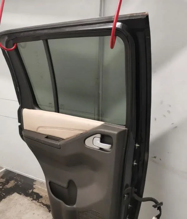 Porte arrière gauche NISSAN PATHFINDER 2 PHASE 2 occasion