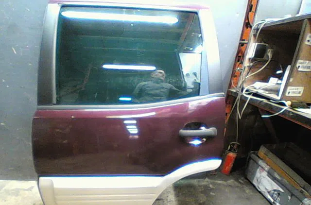 Porte arrière gauche NISSAN TERRANO II 1999 occasion