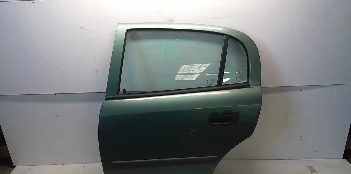 Porte arrière gauche Opel ASTRA G 3-5 portes (T98) 1.6 16v (f08, f48) (1998-2005) occasion