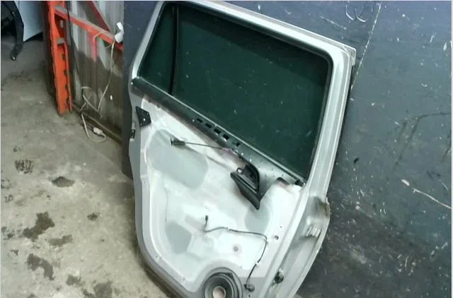 Porte arrière gauche Opel ASTRA H Break (A04) 1.6 (l35) (2004-2010) occasion