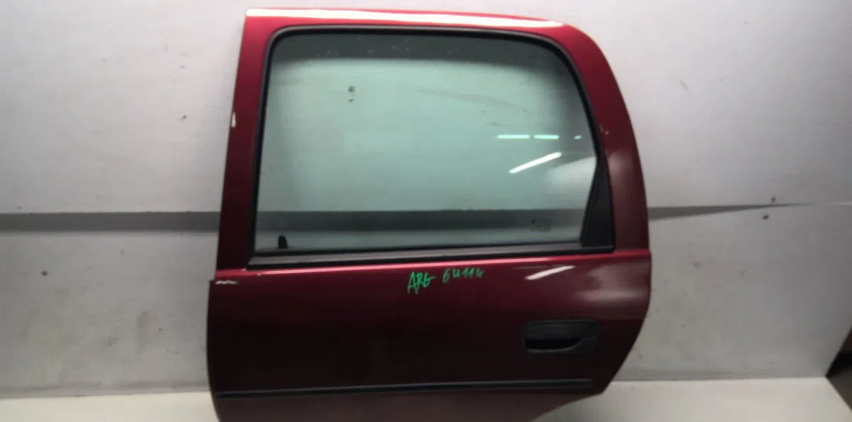 Porte arrière gauche Opel CORSA B (S93) 1.4 i (f08, f68, m68) (1993-2000) occasion