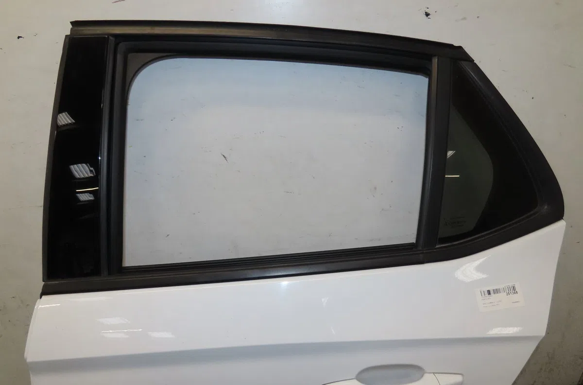 Porte arrière gauche Opel CORSA F 1.5 (68) (2019) occasion