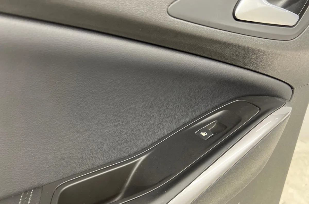 Porte arrière gauche OPEL GRANDLAND X 1 PHASE 1 occasion