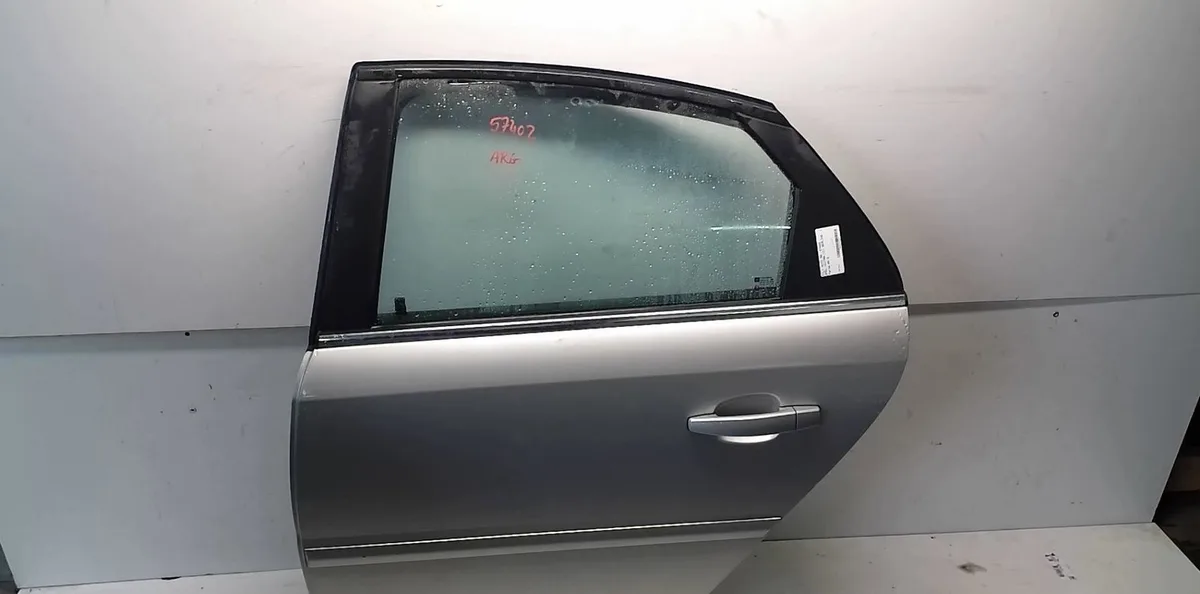 Porte arrière gauche Opel VECTRA C GTS (Z02) 1.9 cdti (f68) (2004-2009) occasion