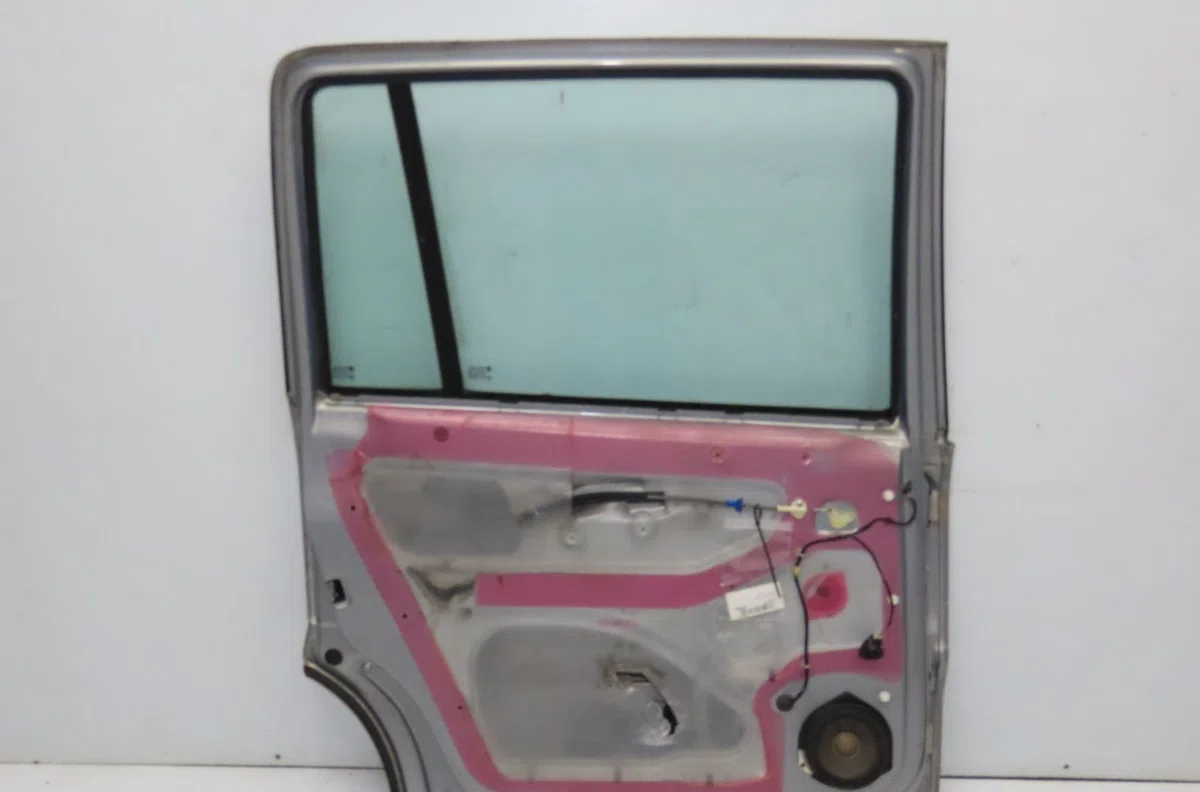 Porte arrière gauche Opel ZAFIRA A Monospace (T98) 2.0 di 16v (f75) (1999-2005) 5 portes occasion