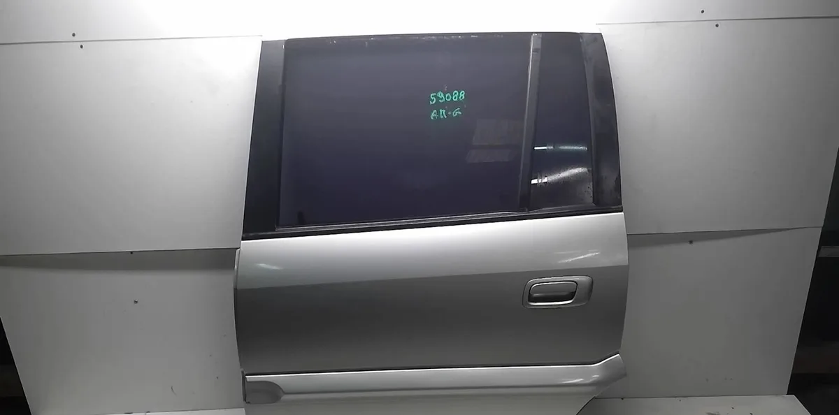 Porte arrière gauche Opel ZAFIRA A Monospace (T98) 2.0 dti 16v (f75) (2000-2005) 5 portes occasion