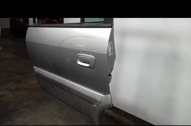 Porte arrière gauche Opel ZAFIRA A Monospace (T98) 2.2 dti 16v (f75) (2002-2005) 5 portes occasion