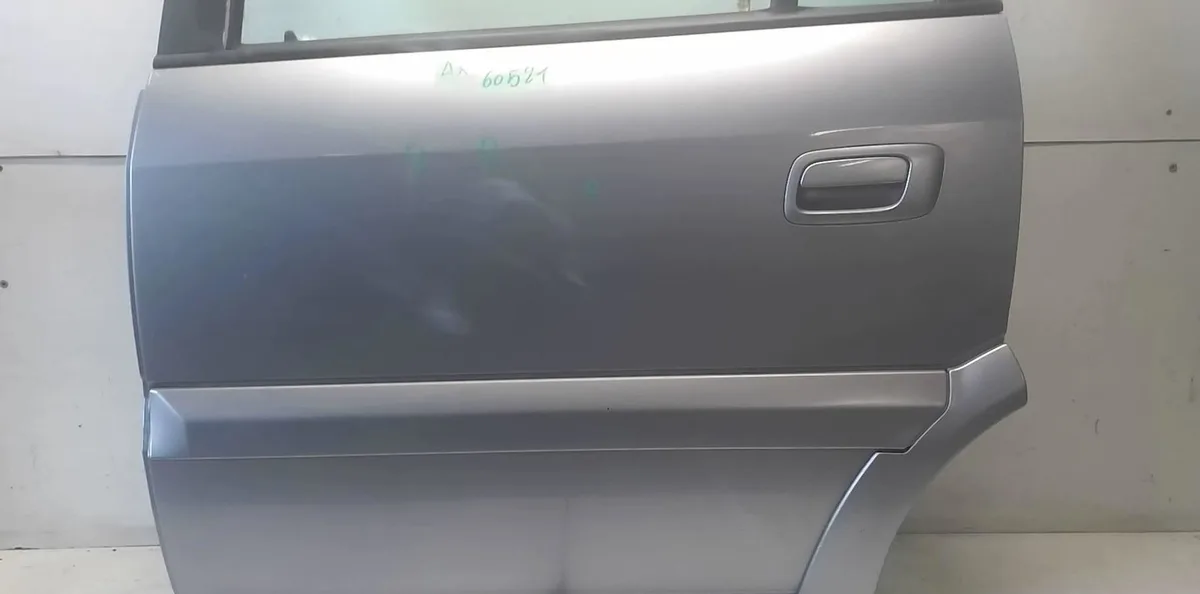 Porte arrière gauche Opel ZAFIRA A Monospace (T98) 2.2 dti 16v (f75) (2002-2005) 5 portes occasion