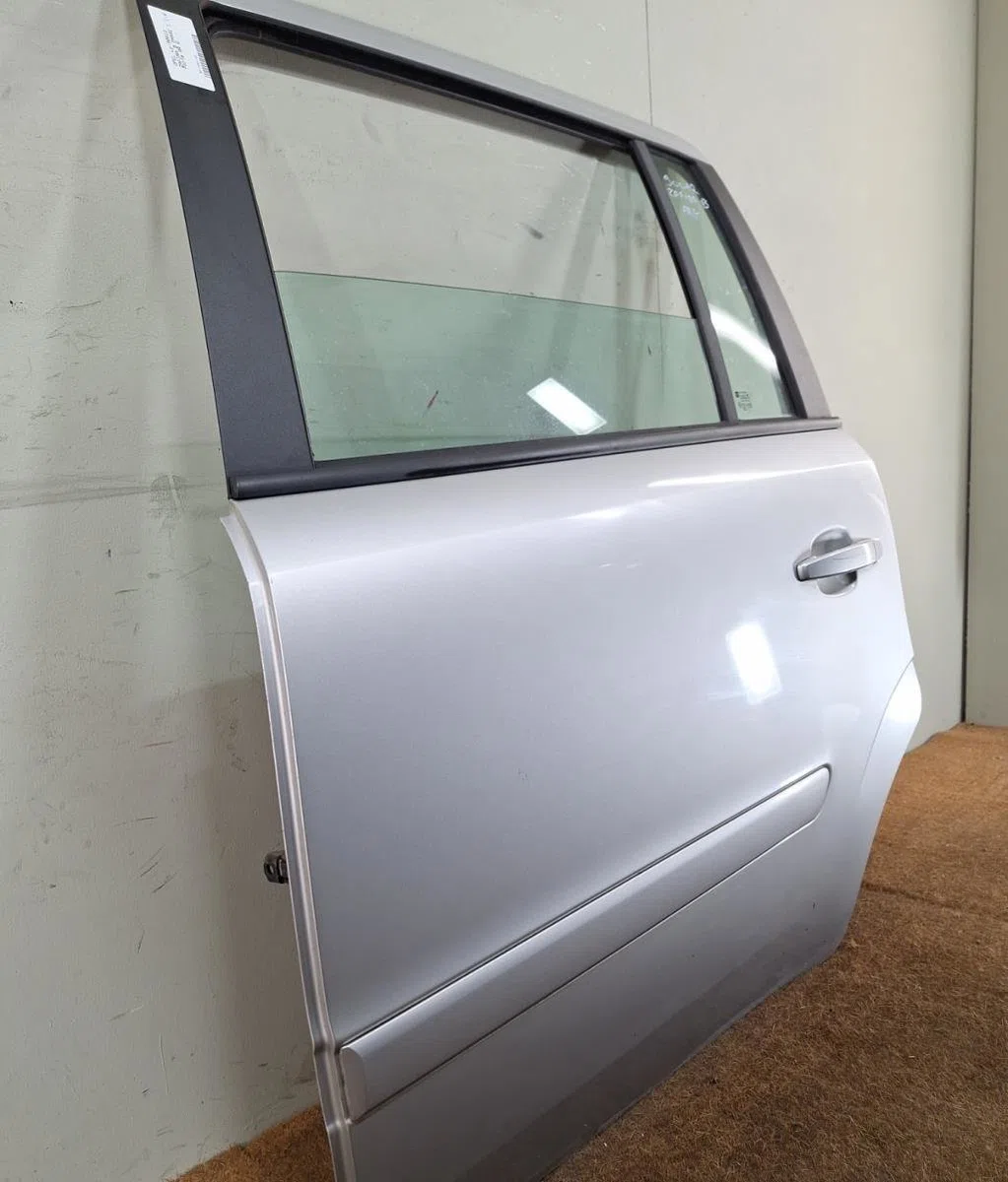 Porte arrière gauche Opel ZAFIRA - ZAFIRA FAMILY B (A05) 1.6 (m75) (2005-2012) occasion