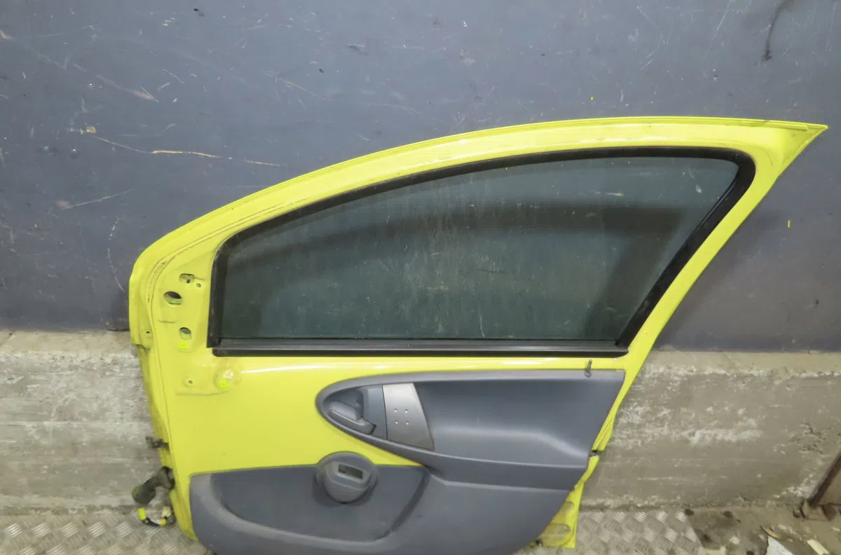 Porte arrière gauche Peugeot 107 (PM_, PN_) 1.0 (2005-2014) 3 portes occasion