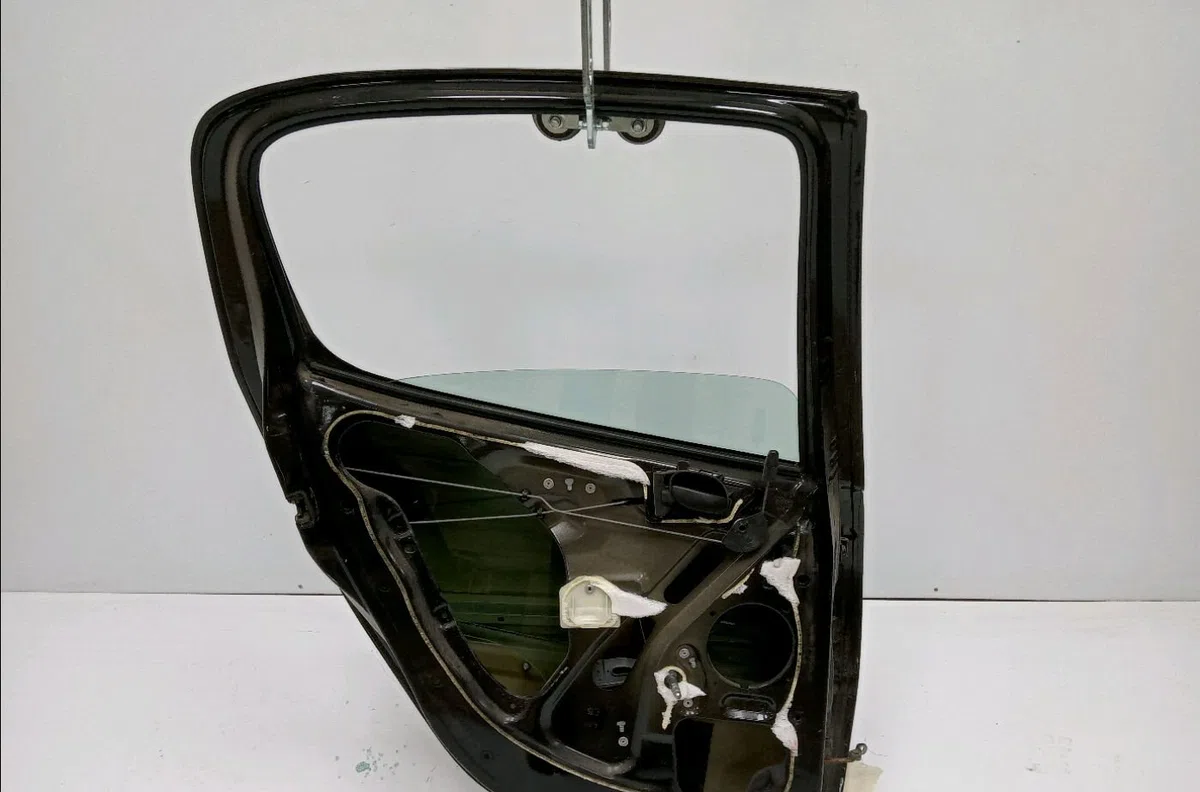Porte arrière gauche Peugeot 206 3-5 portes (2A-C) 1.1 (1998-2000) occasion