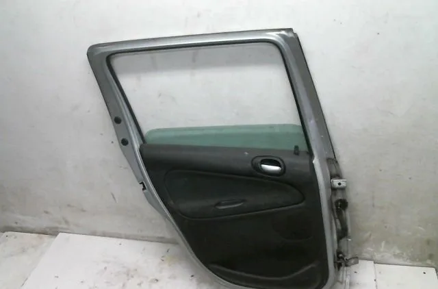 Porte arrière gauche Peugeot 206 SW (2E-K) 2.0 hdi (2002-2007) occasion