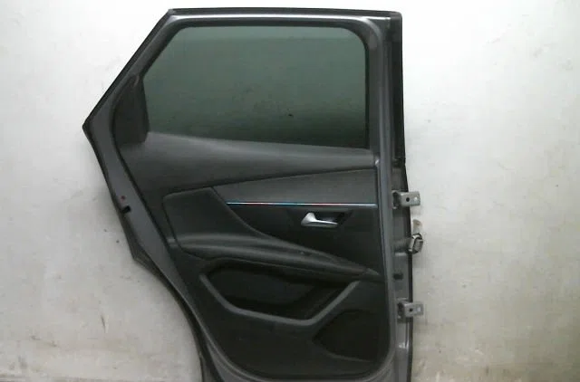 Porte arrière gauche Peugeot 3008 SUV (MC_, MR_, MJ_, M4_) 1.2 thp- puretech 130 (mrhnsm, mrhnsu, mrhnsj, mrhnyw,... (20