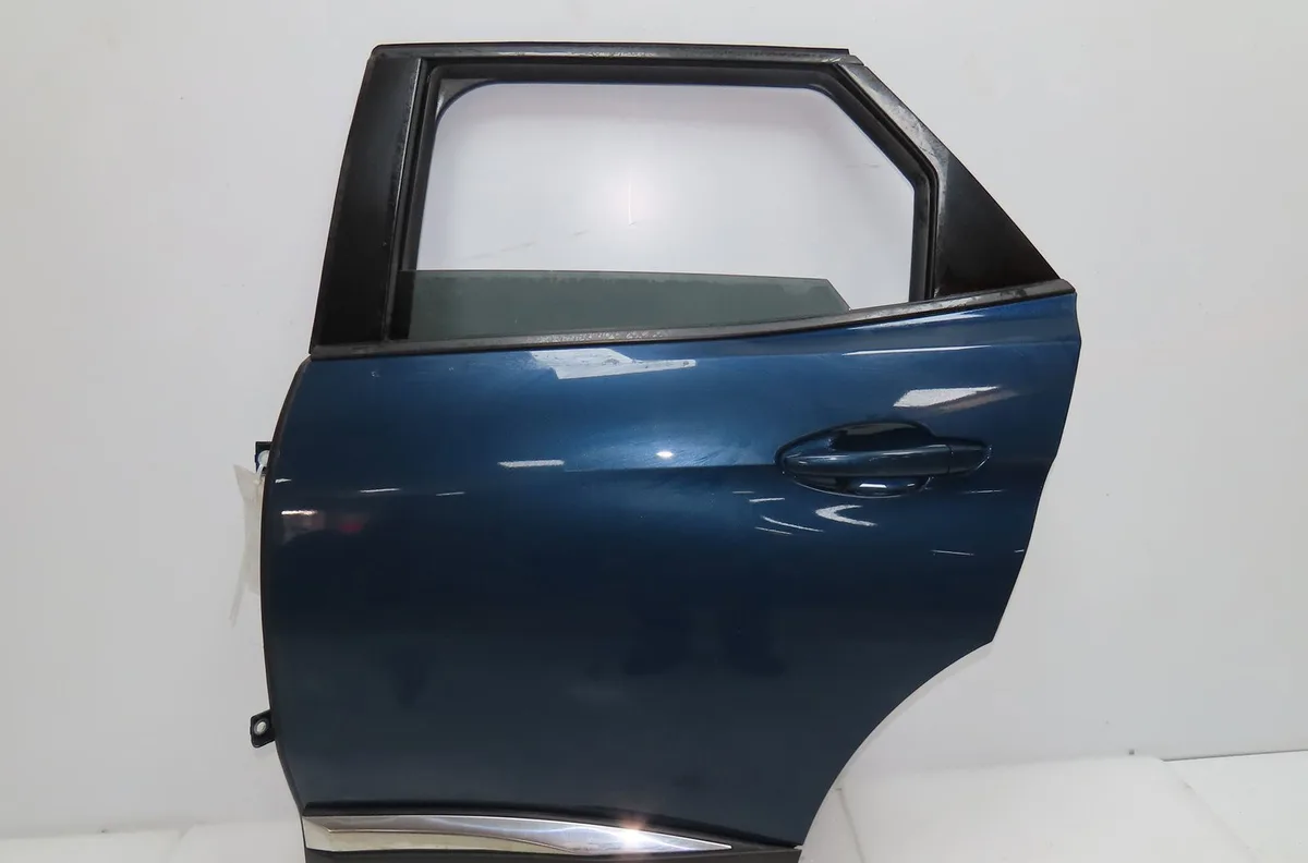 Porte arrière gauche Peugeot 3008 SUV (MC_, MR_, MJ_, M4_) 1.5 bluehdi 130 (2018) 5 portes occasion