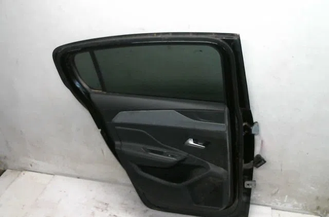 Porte arrière gauche Peugeot 308 III (FB_, FH_, FP_, F3_) Puretech 130 (fphnsl, fphnst) (2021) occasion