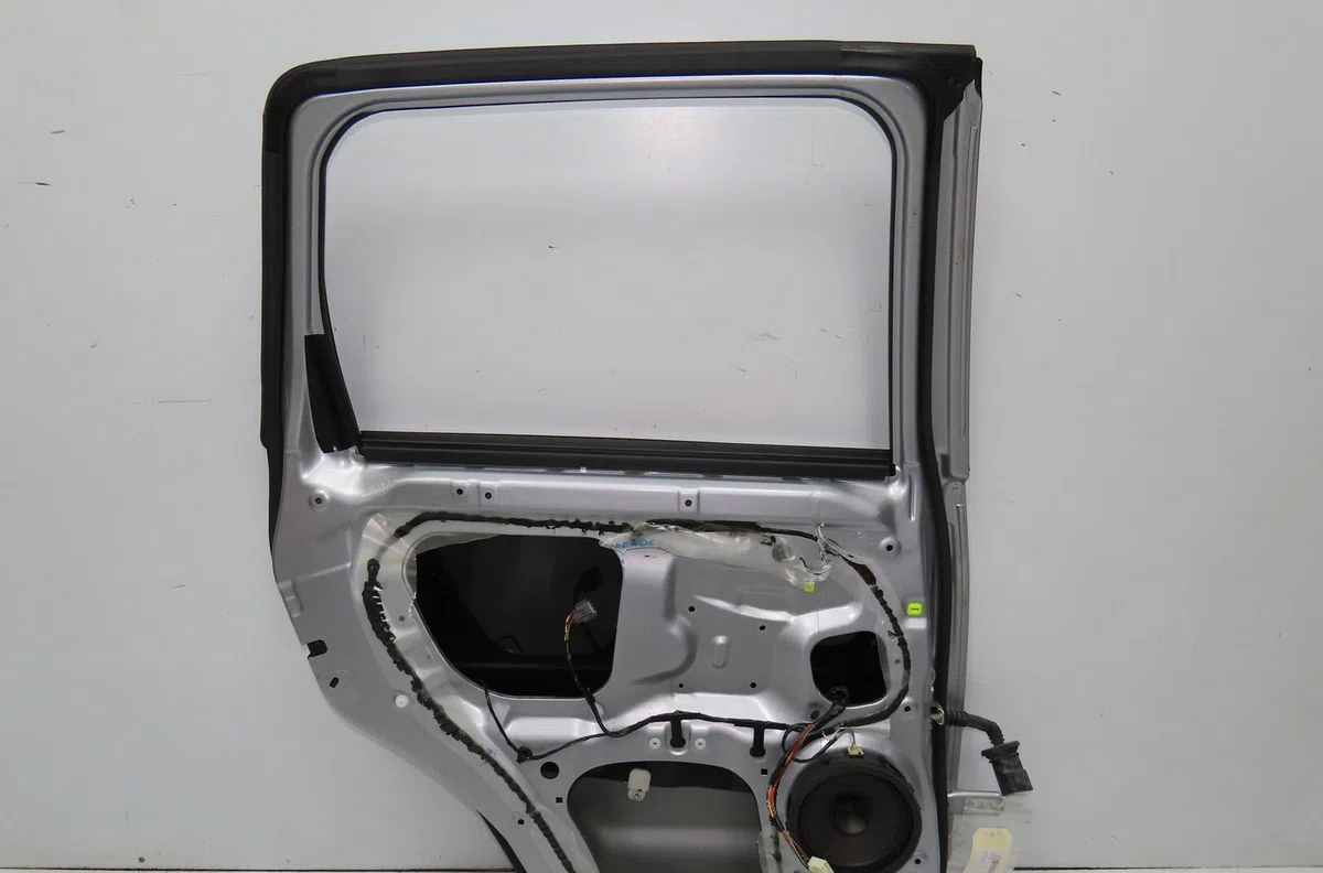 Porte arrière gauche Peugeot 4007 (VU_, VV_) 2.2 hdi (2007-2013) occasion