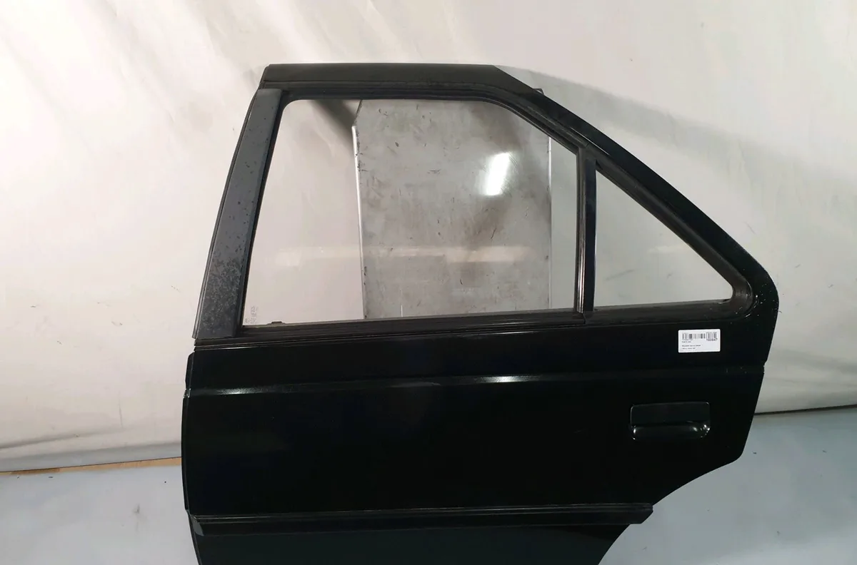 Porte arrière gauche Peugeot 405 I (15B) 1.6 (1987-1992) occasion