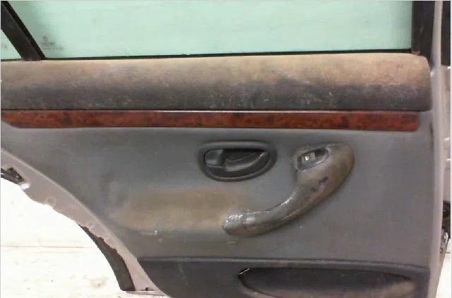 Porte arrière gauche PEUGEOT 406  2.0 HDI 110ch occasion