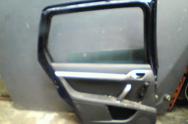 Porte arrière gauche Peugeot 407 SW (6E_) 1.6 hdi 110 (2004-2010) 5 portes occasion