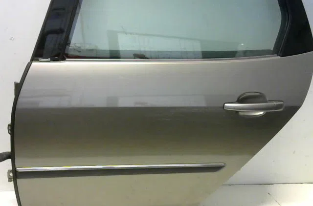 Porte arrière gauche Peugeot 407 SW (6E_) 2.0 hdi 135 (2004-2010) occasion