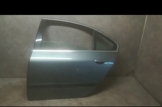 Porte arrière gauche Peugeot 607 (9D, 9U) 2.2 16v (2000-2005) occasion