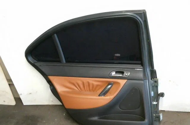 Porte arrière gauche Peugeot 607 (9D, 9U) 2.2 hdi (2000-2006) occasion