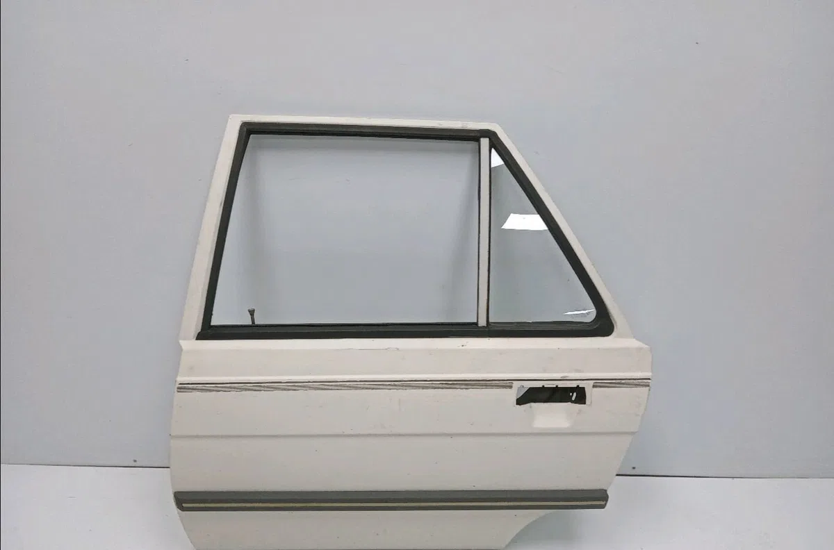Porte arrière gauche Renault 11 (B-C37_) 1.6 d (b-c374) (1983-1988) occasion