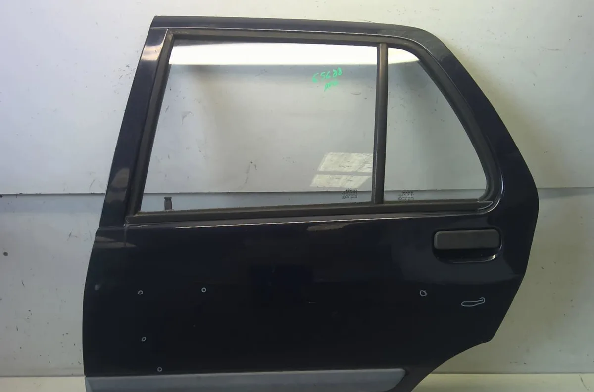 Porte arrière gauche Renault CLIO I (B-C57_, 5-357_) 1.2 (b-c-s57a, b-c57s, 5-357f, 5-357j, 5-357l, 5-357r) (1990-1998)