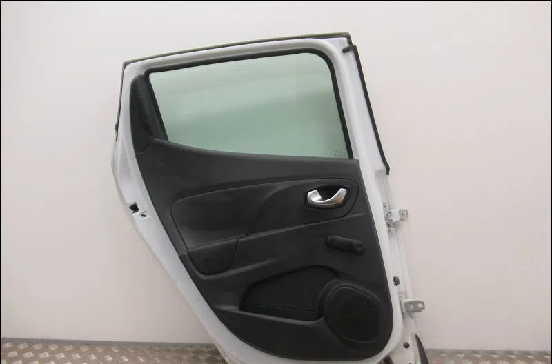 Porte arrière gauche Renault CLIO IV (BH_) 1.5 dci 75 (2012) 5 portes occasion