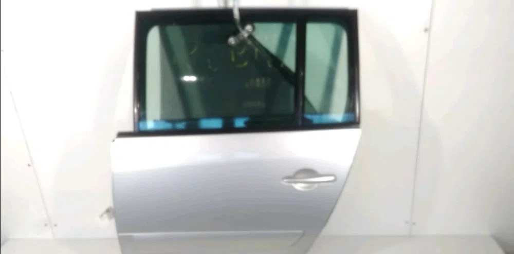 Porte arrière gauche Renault ESPACE IV (JK0-1_) 2.0 dci (jk01, jk02, jk1j, jk1k, jk1h) (2006) occasion