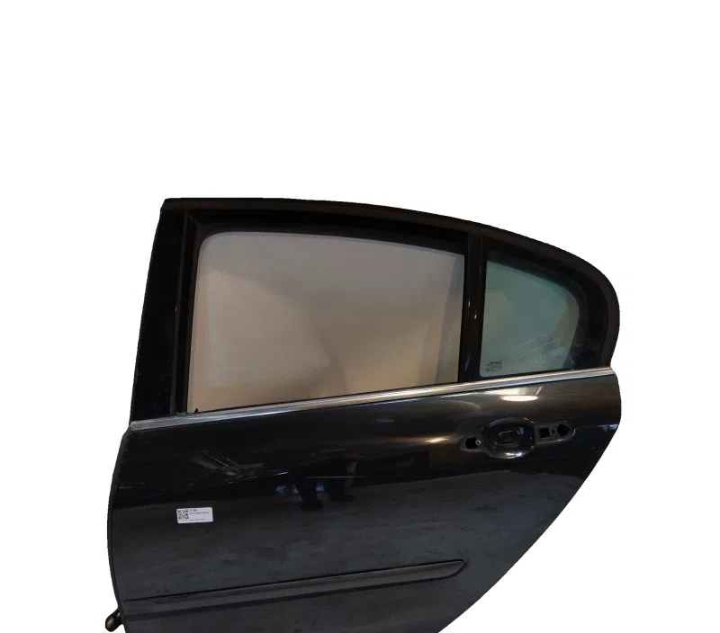 PORTE ARRIERE GAUCHE RENAULT LAGUNA III 821010023R