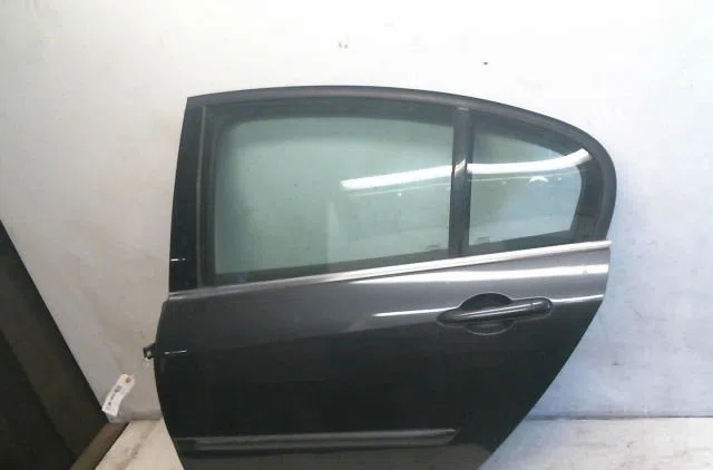 Porte arrière gauche Renault LAGUNA III (BT0-1) 1.5 dci (bt00, bt0a, bt0t, bt1j) (2007-2015) 5 portes occasion