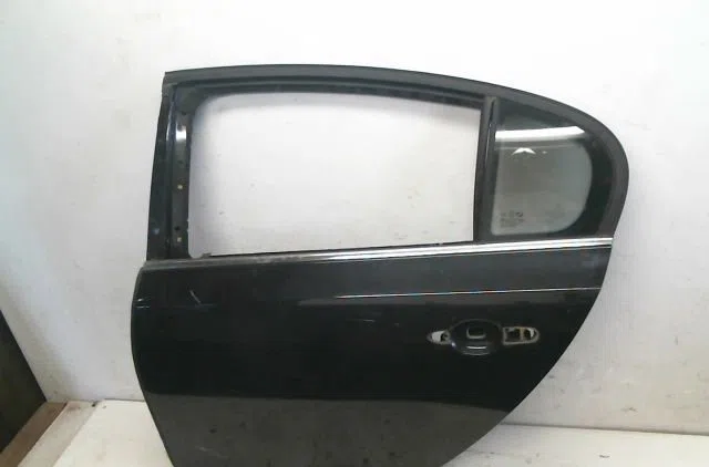 Porte arrière gauche Renault LATITUDE (L70_) 3.0 dci 240 (l70g) (2011) occasion