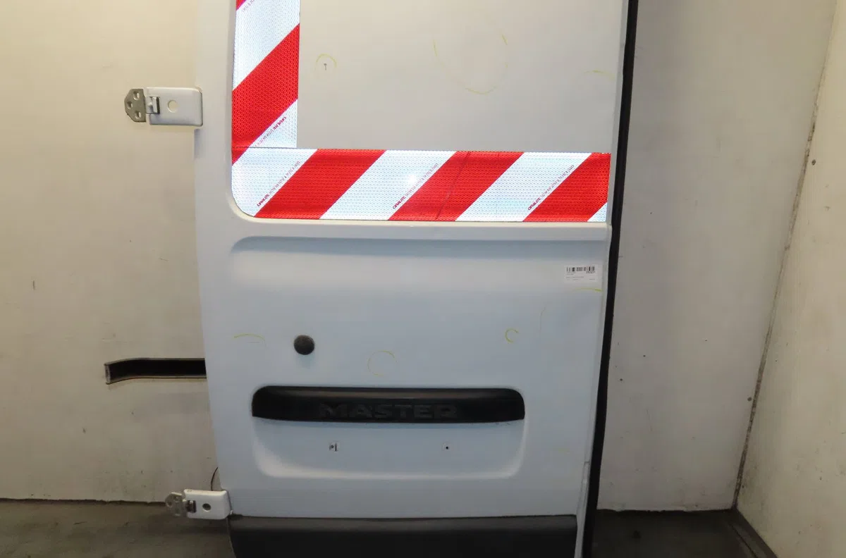 Porte arrière gauche Renault MASTER III Camionnette (FV) 2.3 dci 125 fwd (fv0c, fv0d, fv0g, fv0h, fv0j, fv0k) (2010) occ