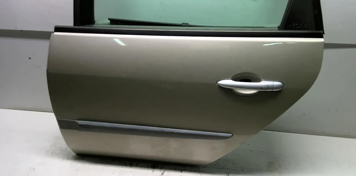 Porte arrière gauche Renault SCÉNIC II (JM0-1_) 1.9 dci (2003-2008) occasion