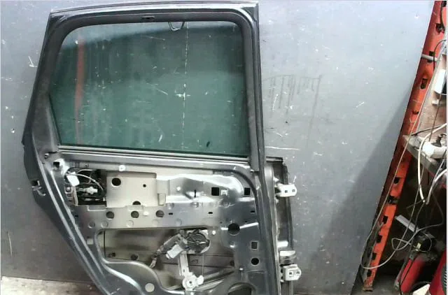 Porte arrière gauche Renault SCÉNIC II (JM0-1_) 1.9 dci (2003-2008) occasion