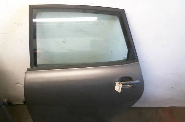 Porte arrière gauche Seat ALTEA (5P1) 1.9 tdi (2004) 5 portes occasion