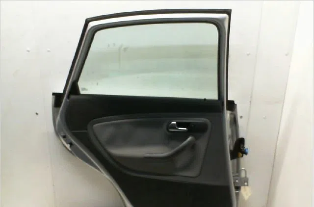 Porte arrière gauche SEAT CORDOBA II  1.9 TDI 100ch occasion