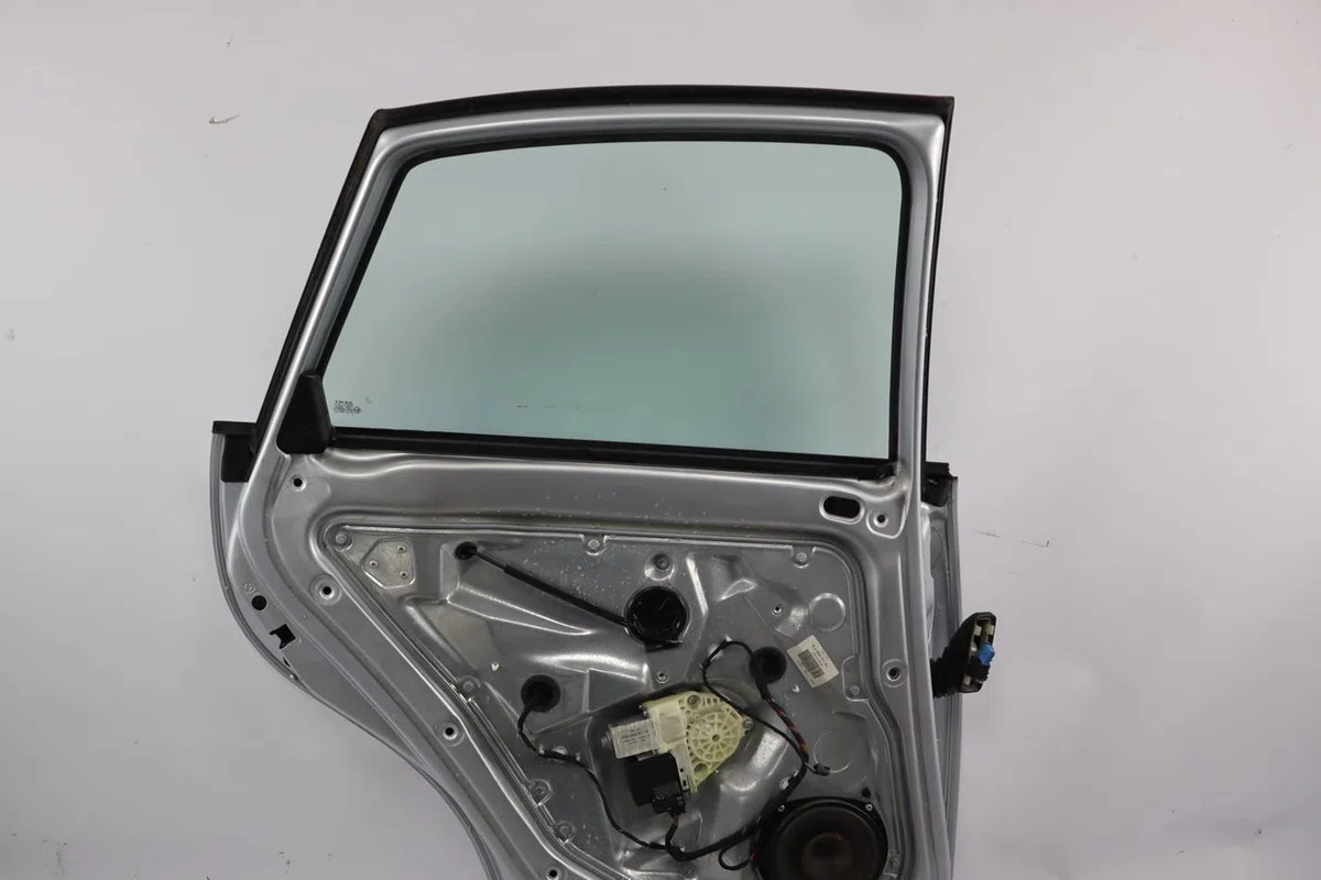 Porte arrière gauche Seat IBIZA III (6L1) 1.4 tdi (2002-2005) occasion