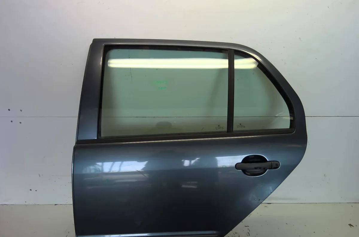 Porte arrière gauche Skoda FABIA I (6Y2) 1.4 16v (1999-2008) occasion