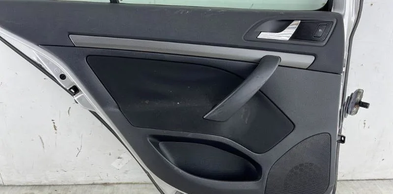 Porte arrière gauche SKODA OCTAVIA 2 PHASE 1 occasion