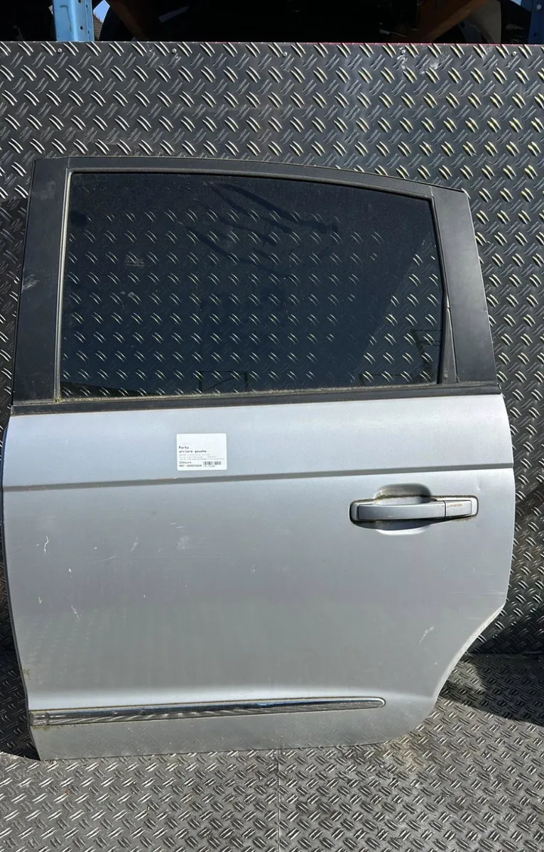 Porte arrière gauche Ssangyong RODIUS I 2.7 xdi 4wd (2005) occasion