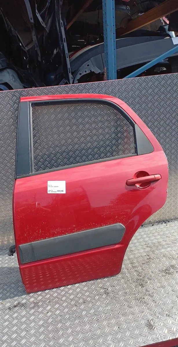 Porte arrière gauche Suzuki SX4 (EY, GY) 2.0 ddis 4x4 (rw 420d) (2009) occasion