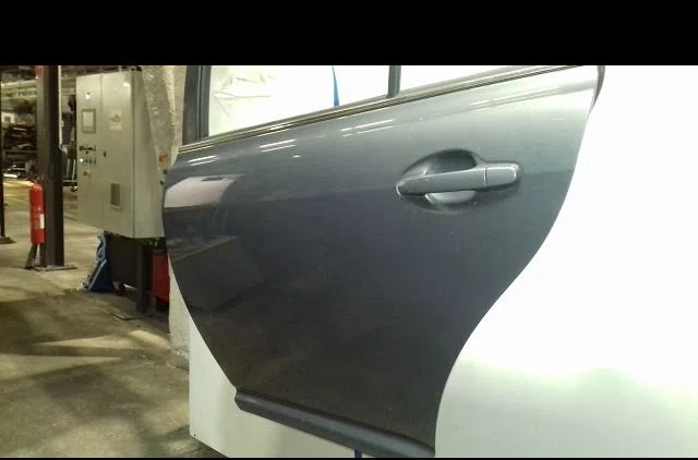 Porte arrière gauche Toyota AVENSIS (_T25_) 2.0 (azt250_) (2003-2008) occasion