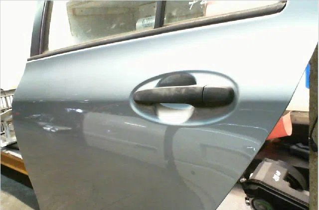 Porte arrière gauche Toyota YARIS (_P13_) 1.0 (ksp130_) (2010) occasion